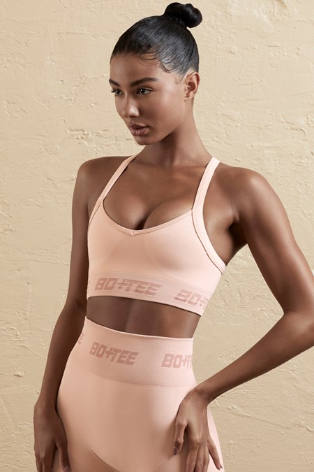 Bo+Tee Undefeated Cross Back Sports Bra Blush | UINK75486