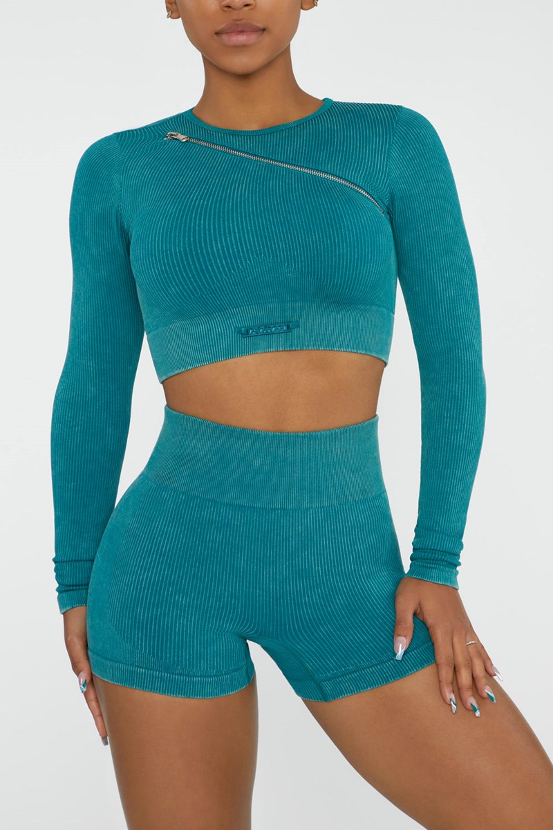 Bo+Tee Agile Long Sleeve High Neck Zip Crop Top Teal | DJKC24658