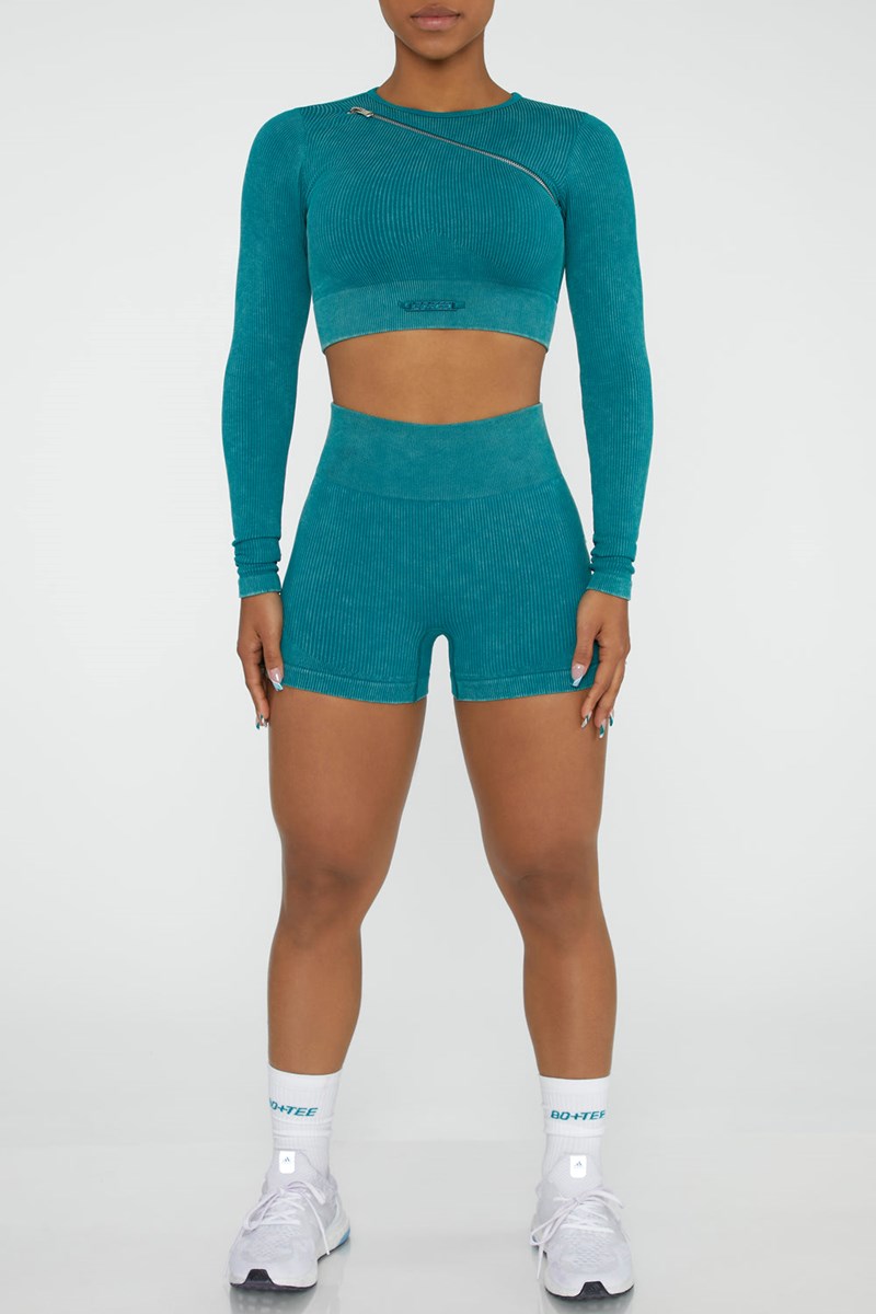 Bo+Tee Agile Long Sleeve High Neck Zip Crop Top Teal | DJKC24658