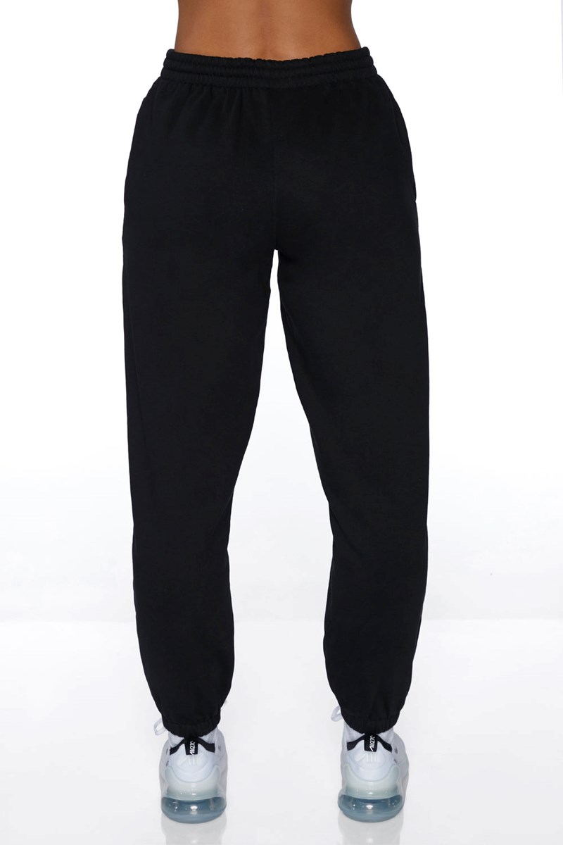 Bo+Tee Always Improving Branded Sweatpants Negras | MWOT05482