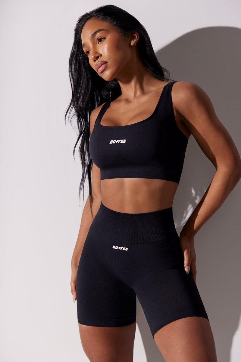 Bo+Tee Ardour Open Back Square Neck Sports Bra Negras | RHZD69023