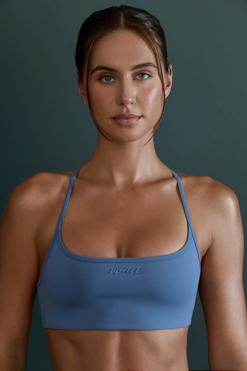 Bo+Tee Growth Scoop Neck Open Back Sports Bra Azules | NYLK19824