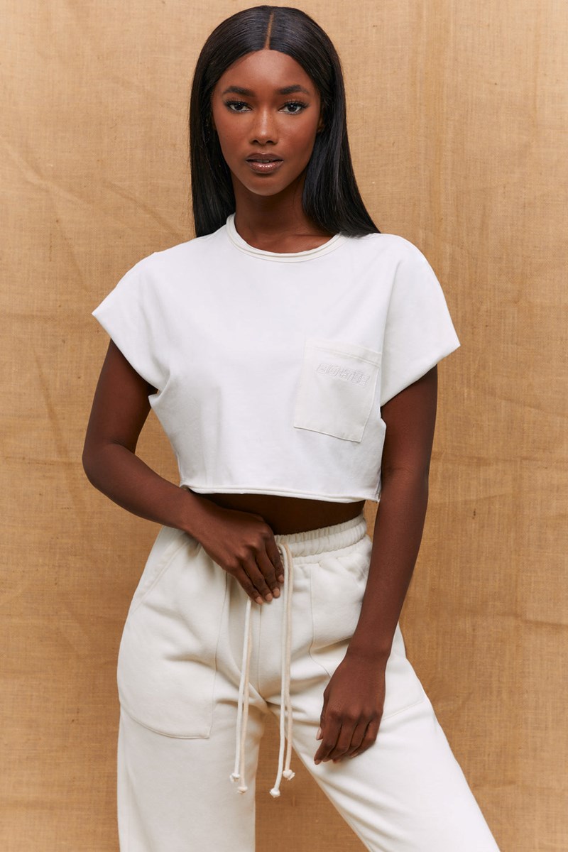 Bo+Tee Pull Up Cropped Pocket T-Shirt Ivory | QAXE46130