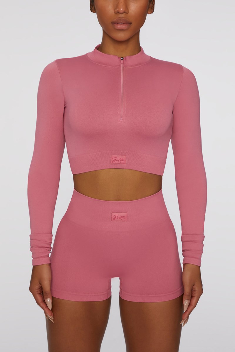 Bo+Tee Reach For It Seamless Long Sleeve Zip Up Crop Top Rosas | BXZA32806