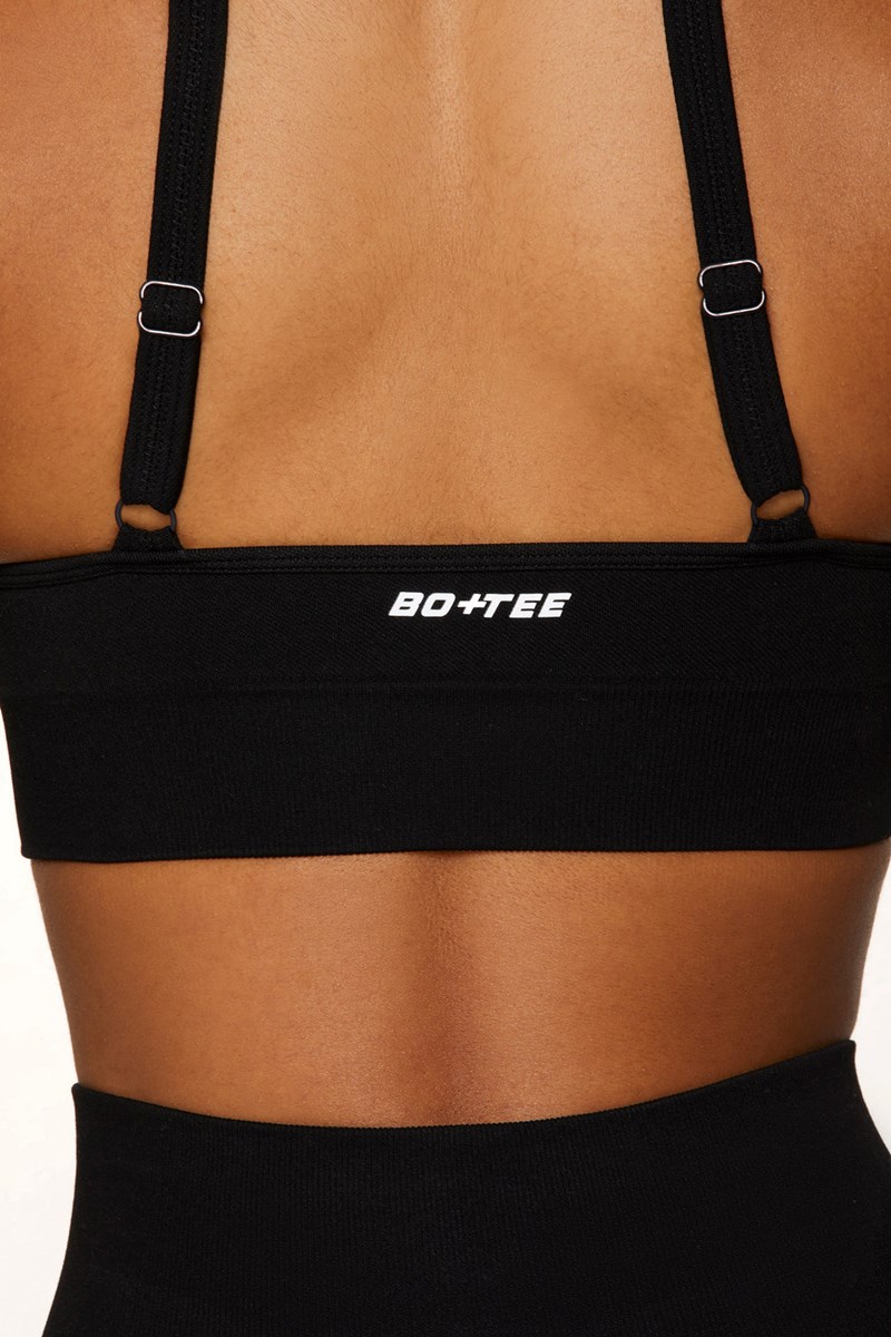 Bo+Tee Strength Plunge Neckline Sports Bra Negras | HNYA97431